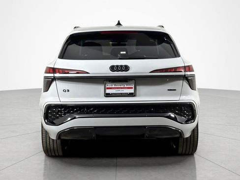 New 2026 Audi Q3 quattro 2.0T image 5