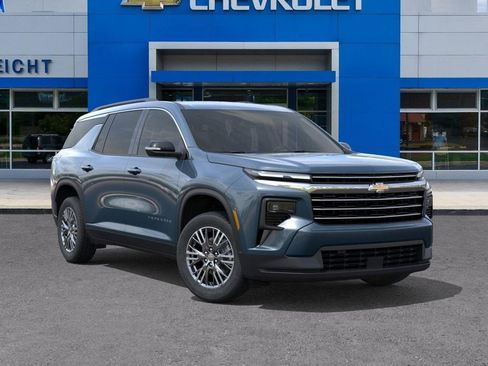 New 2026 Chevrolet Traverse LT w/ Driver Confidence Package FWD image 7