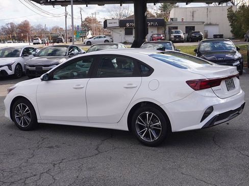 Used 2023 Kia Forte LXS image 7