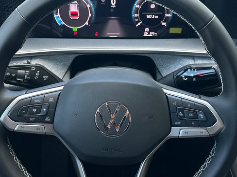 New 2025 Volkswagen Tiguan S image 21