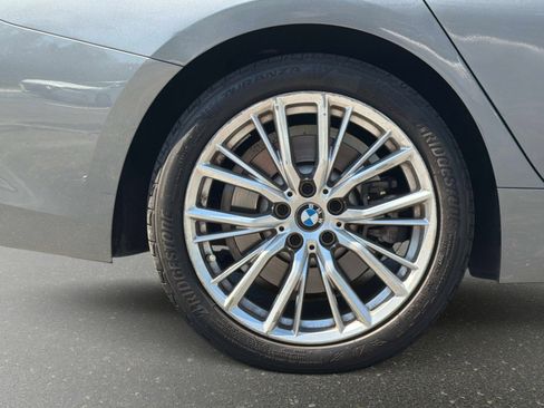 Used 2023 BMW 330i Sedan w/ Driving Assistance Package RWD image 18