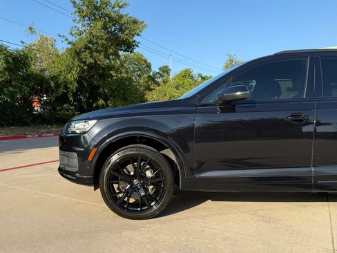 Used 2019 Audi Q7 3.0T Prestige AWD/4WD image 16