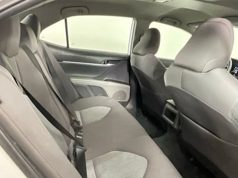 Used 2022 Toyota Camry LE w/ Carpet Mat Package (TMS) FWD image 15