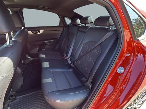 Used 2022 Kia Forte GT-Line w/ GT-Line Premium Package image 23