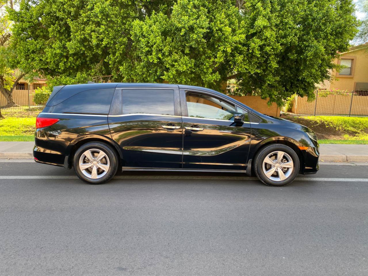 Used 2019 Honda Odyssey EX image 6