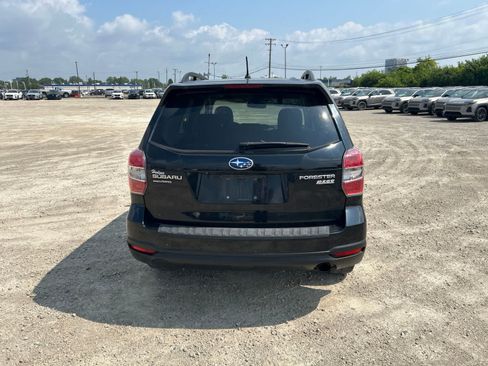Used 2014 Subaru Forester 2.5i Limited AWD/4WD image 7