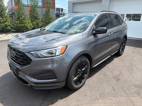 Certified 2024 Ford Edge SE w/ Black Appearance Package AWD/4WD image 2