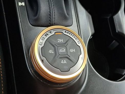 Used 2022 Ford Bronco Badlands AWD/4WD image 24