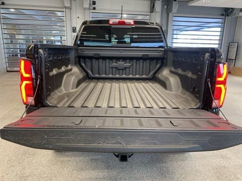 New 2026 Chevrolet Colorado ZR2 w/ Technology Package AWD/4WD image 7