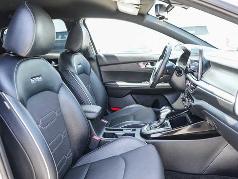 Used 2024 Kia Forte GT-Line FWD image 16