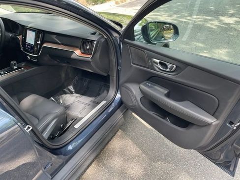 Certified 2025 Volvo V60 B5 Cross Country Plus AWD/4WD image 14