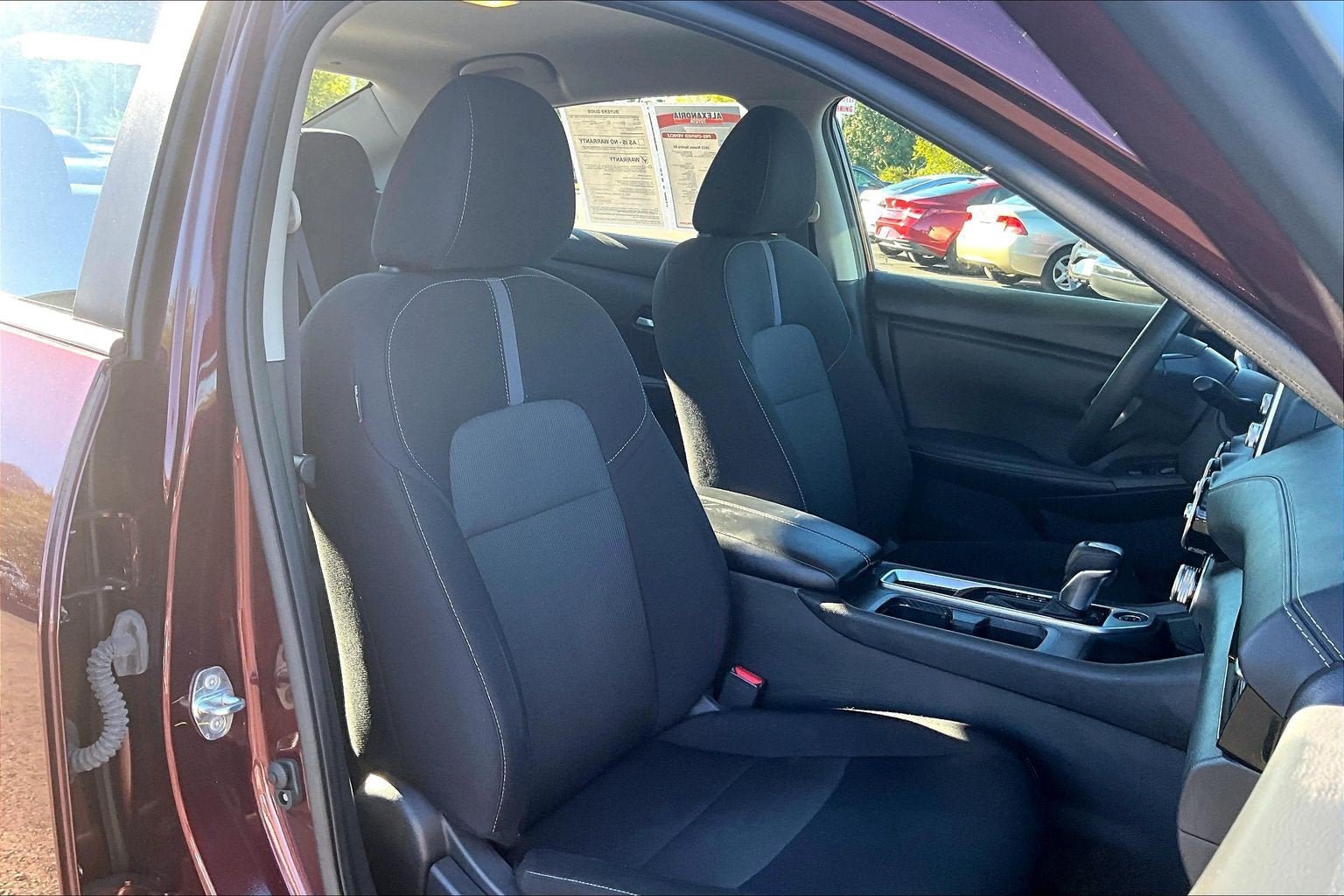 Used 2023 Nissan Sentra SV FWD image 7