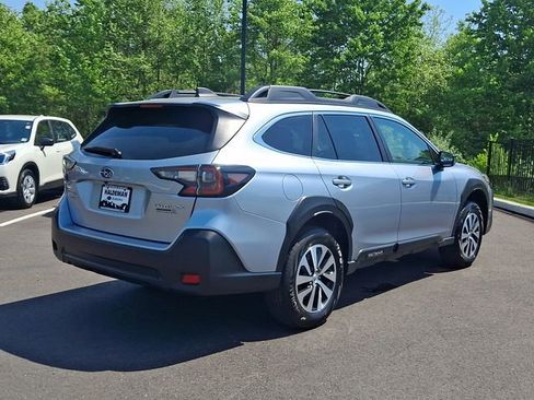 Certified 2024 Subaru Outback Premium AWD/4WD image 7