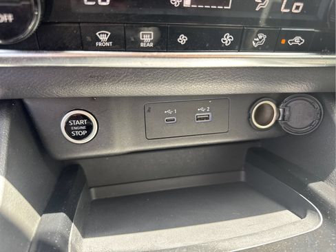 Certified 2023 Nissan Rogue SV FWD image 27