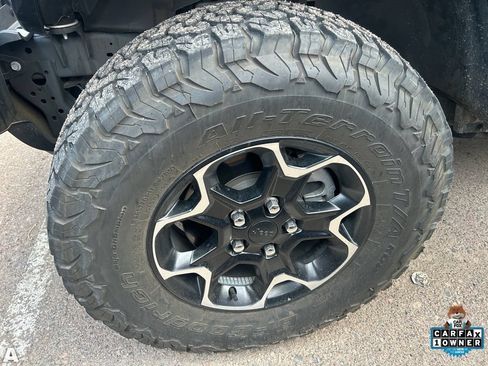 Used 2021 Jeep Wrangler Unlimited Rubicon 4xe w/ Cold Weather Group AWD/4WD image 6