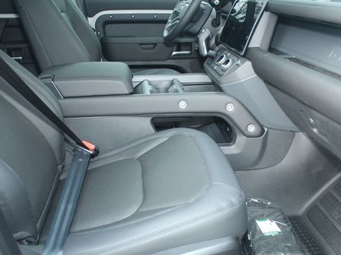 New 2026 Land Rover Defender 110 S image 3