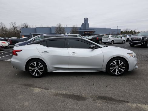 Used 2018 Nissan Maxima 3.5 SL image 22