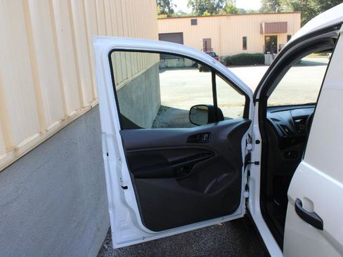 Used 2022 Ford Transit Connect XL image 18
