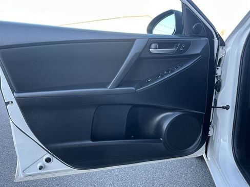 Used 2012 MAZDA MAZDA3 i Touring image 12