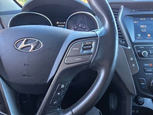 Used 2017 Hyundai Santa Fe Sport FWD image 16