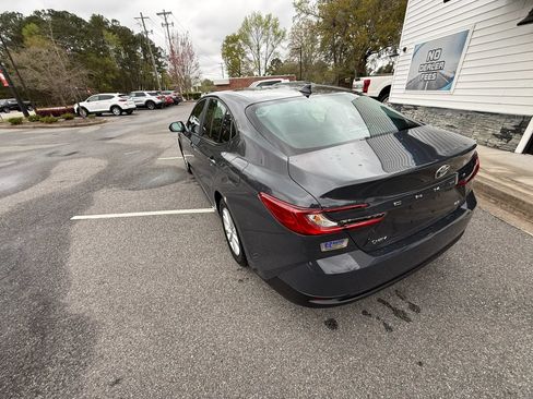 Used 2025 Toyota Camry LE FWD image 6