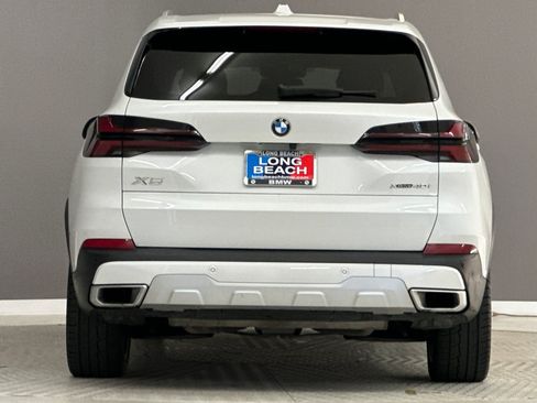 Used 2024 BMW X5 xDrive40i AWD/4WD image 9