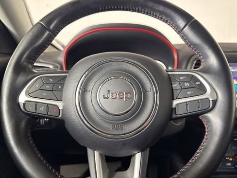 Used 2020 Jeep Compass Trailhawk AWD/4WD image 19