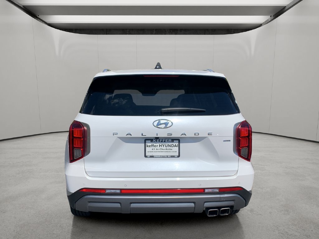 Used 2024 Hyundai Palisade Limited AWD/4WD image 4
