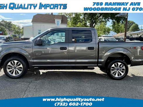 Used 2017 Ford F150 XL w/ Equipment Group 101A Mid AWD/4WD image 4