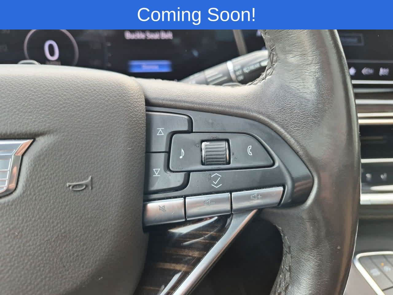 Used 2022 Cadillac Escalade Premium Luxury w/ Performance Package AWD/4WD image 28