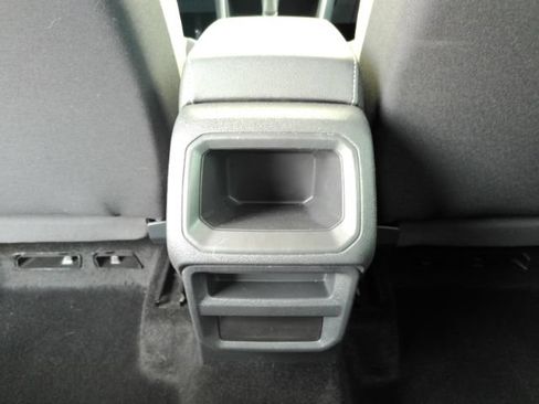 Used 2024 Volkswagen Taos S FWD image 22