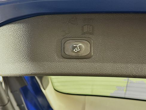 Used 2017 Ford Escape Titanium w/ Equipment Group 301A FWD image 30