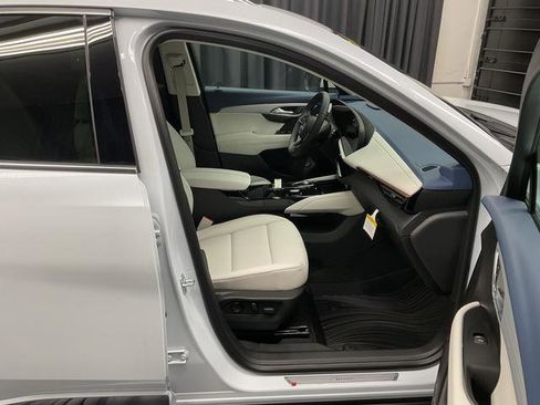 New 2026 Buick Envision Avenir image 14