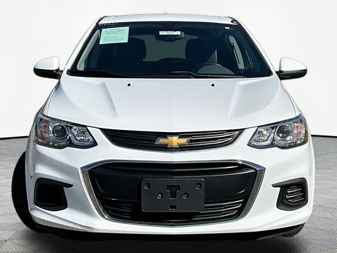 Used 2017 Chevrolet Sonic LT FWD image 2