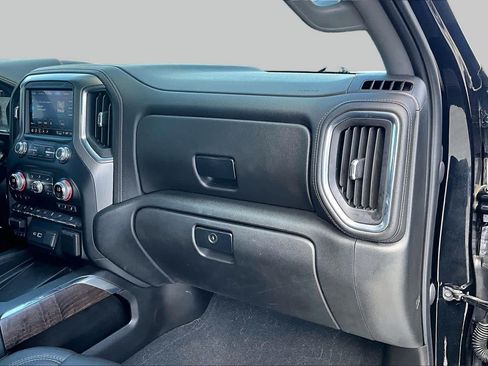 Used 2021 GMC Sierra 2500 Denali w/ Denali Ultimate Package AWD/4WD image 17