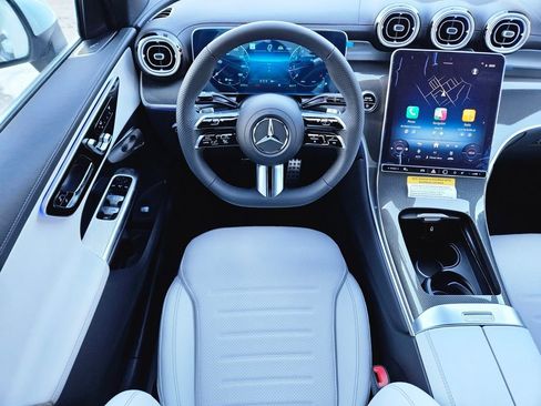 New 2026 Mercedes-Benz GLC 300 4MATIC image 11