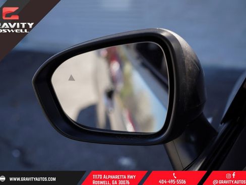 Used 2021 Nissan Rogue SV image 34