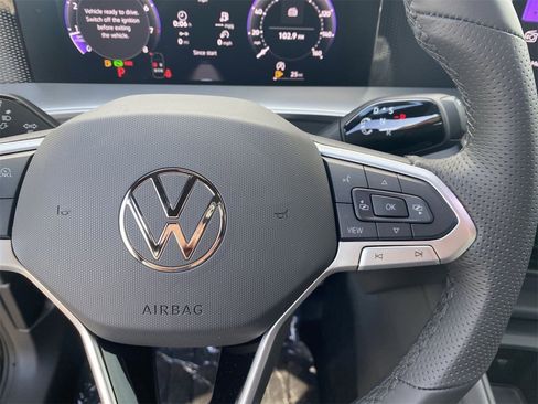 New 2026 Volkswagen Tiguan SE R-Line image 21