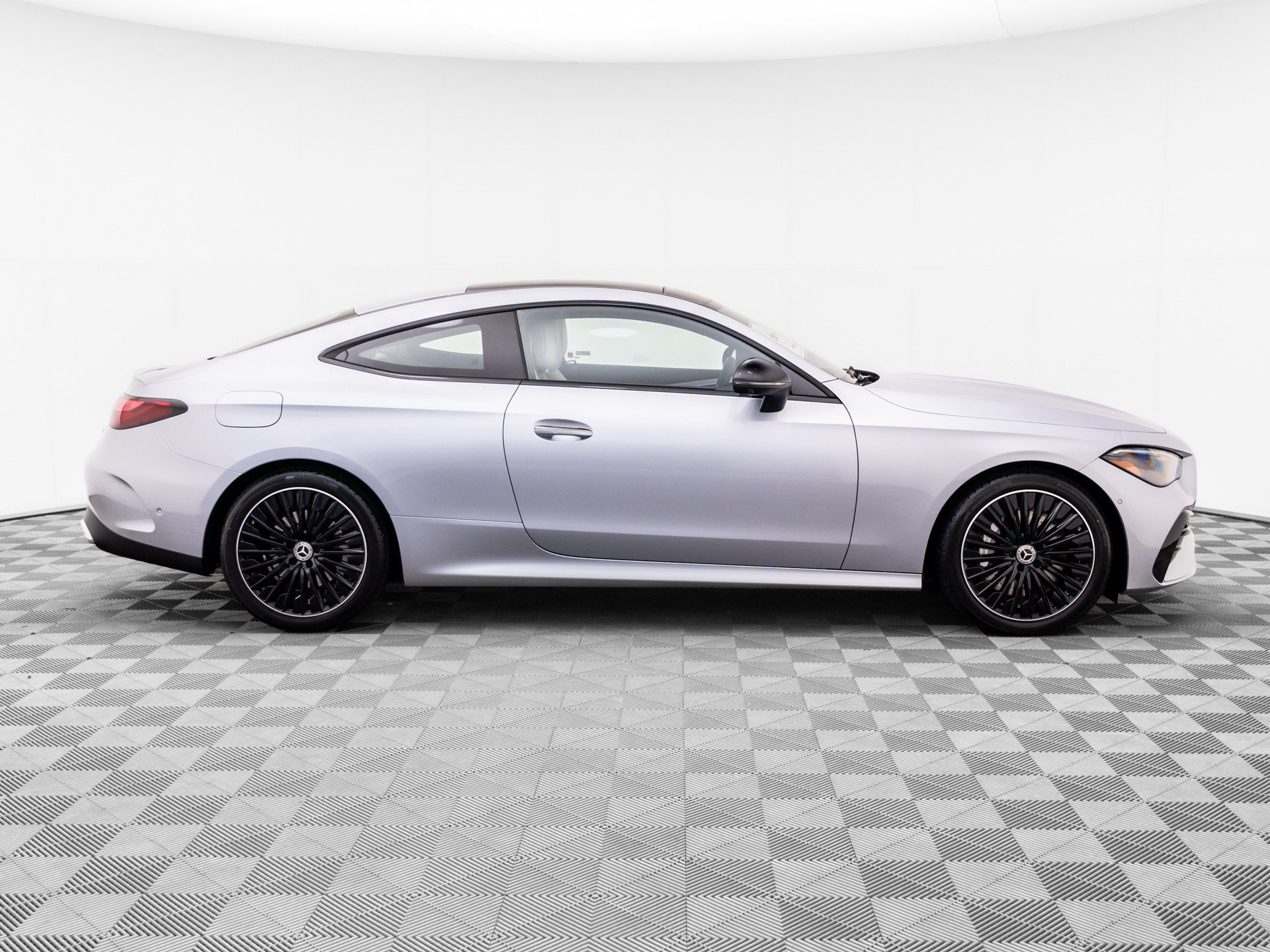New 2027 Mercedes-Benz CLE 450 4MATIC Coupe image 6