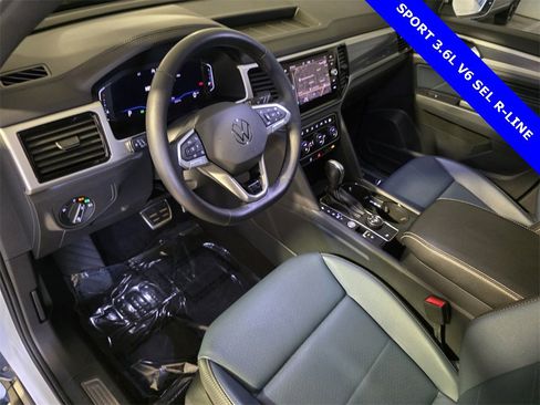 Used 2021 Volkswagen Atlas Cross Sport SEL R-Line image 10