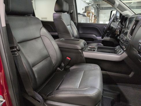 Used 2019 Chevrolet Silverado 2500 LTZ w/ Duramax Plus Package AWD/4WD image 18