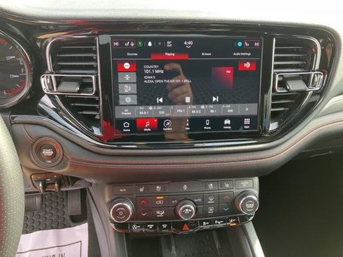 Certified 2025 Dodge Durango GT AWD/4WD image 16