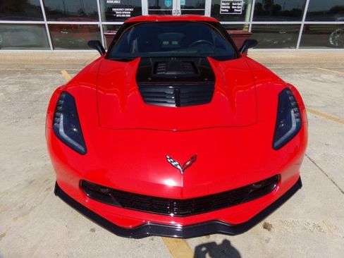 Used 2016 Chevrolet Corvette Z06 w/ 3LZ Preferred Equipment Group RWD image 2