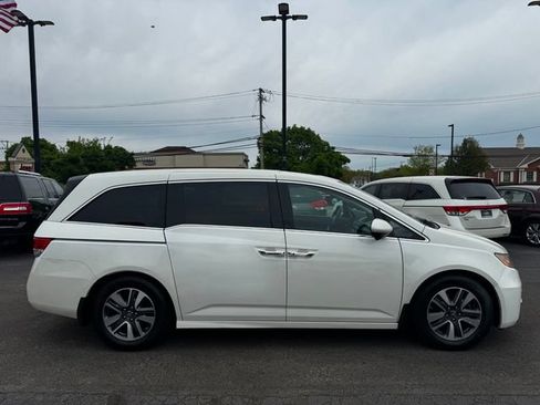 Used 2015 Honda Odyssey Touring image 4