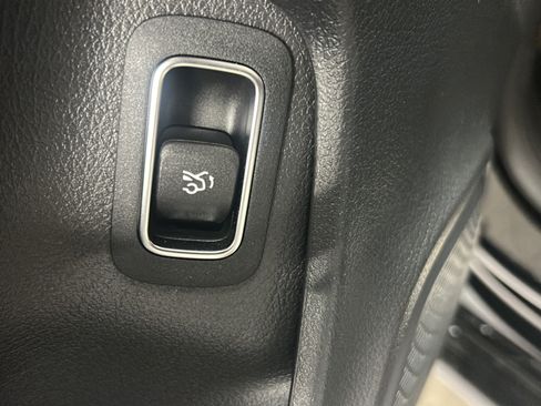 Used 2026 Mercedes-Benz CLA 250 image 17
