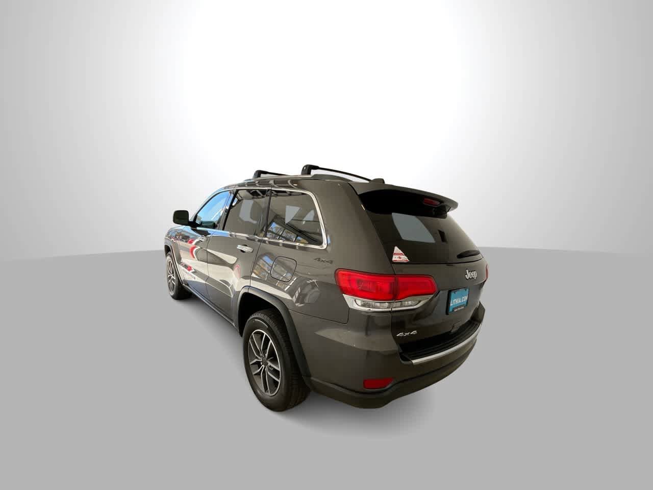 Used 2019 Jeep Grand Cherokee Limited AWD/4WD image 6