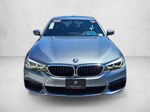 Used 2019 BMW 530e w/ M Sport Package RWD image 2