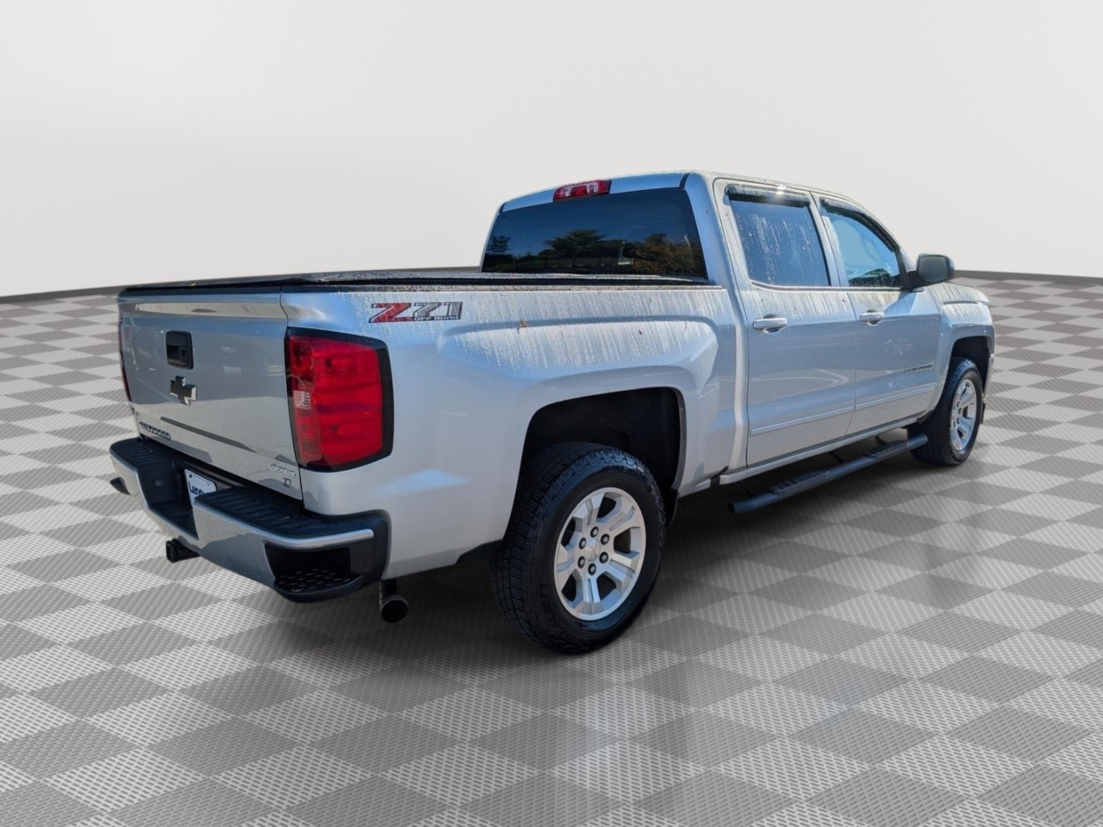 Used 2018 Chevrolet Silverado 1500 LT w/ All Star Edition AWD/4WD image 5