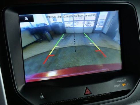 Used 2013 Ford Explorer XLT image 21