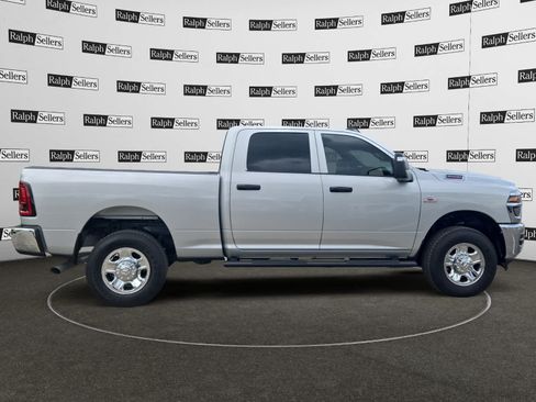 Used 2025 RAM 2500 Tradesman AWD/4WD image 7